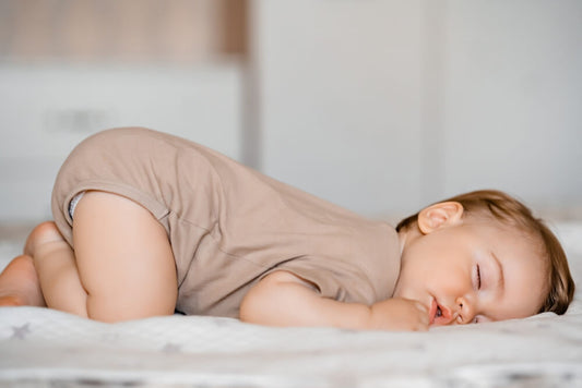 Signs Your Baby is Ready to Transition to a Crib